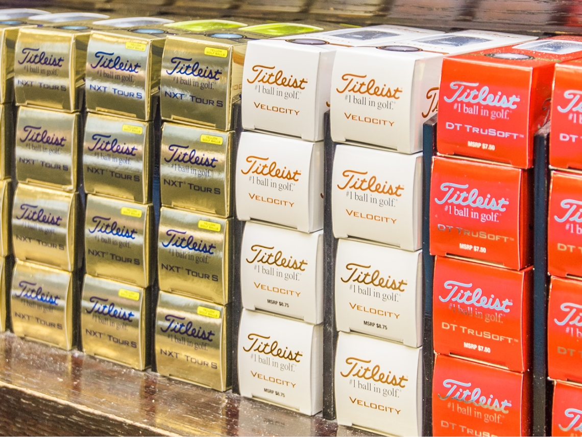 golfDWGR's tweet image. December Deal Days: special ONE-DAY ONLY SAVINGS (12/14-12/20) up to 30% OFF on the golf apparel, accessories, headwear, and footwear topping every golfer's list. Swing into the Golf Shop @golfDWGR to get the best holiday gifts for less!  bit.ly/2WaVmD3
#playdesertwillow