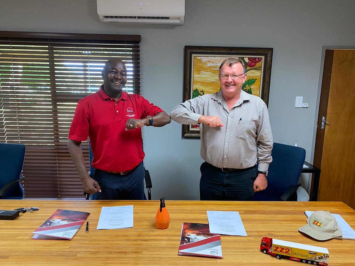 Roads Agency Limpopo (RAL) and ZZ2 have signed a Memorandum of Agreement (MoA) to reaffirm their long standing partnership in maintaining certain strategic road infrastructure in the Limpopo Province.  #RALatWork