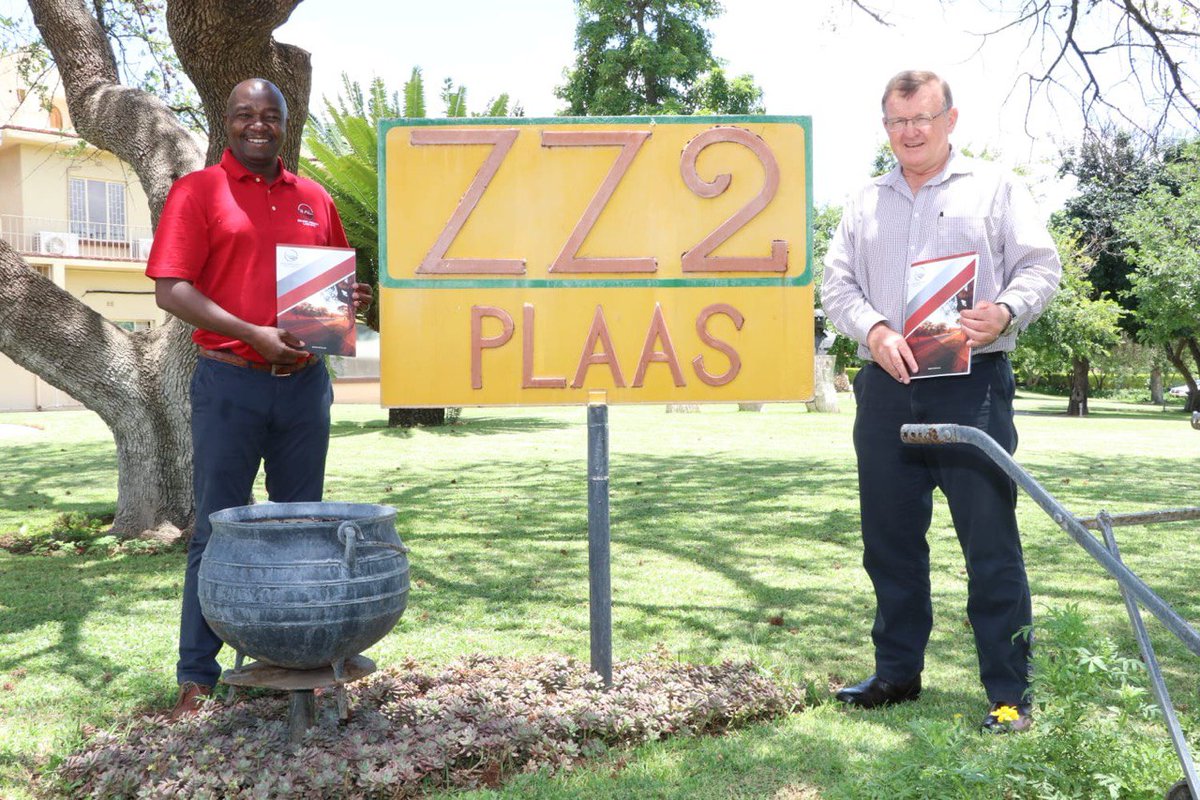 The CEO of ZZ2, Tommie van Zyl, says: "As a partner in the private sector, we are pleased to work with RAL to ensure that roads are safe and usable". ZZ2 specialises in agricultural products such as tomatoes.  #RALatWork