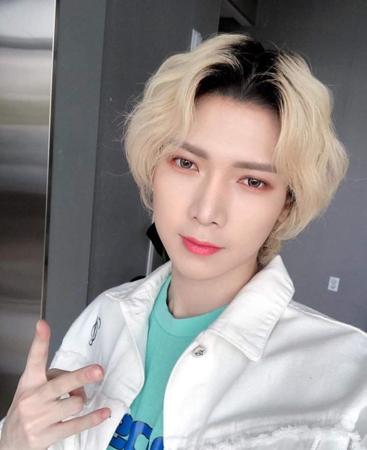 how to make your twitter yellow; a thread  #YEOSANG_BEST_BOY  #YEOSANG  #YEOSANG_WORLD_DOMINATION  #yeosangbeautifulangel