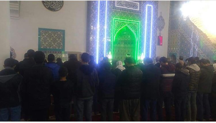 dkvsiverek's tweet photo. -9 Aralık 2018-
Her ay gerçekleştirmiş olduğumuz sabah namazı buluşmamızı Nedim Çobanoğlu Camisinde gerçekleştirdik.7'den70'e herkesin katıldığı sabah namazı buluşmamızı gerçekleştirdik.
Tekrar safları sıkıştıracak günlere kavuşmak duasıyla..🤲
#davetvekardeşlikvakfı
#dkvsiverek https://t.co/YLDFOce51k