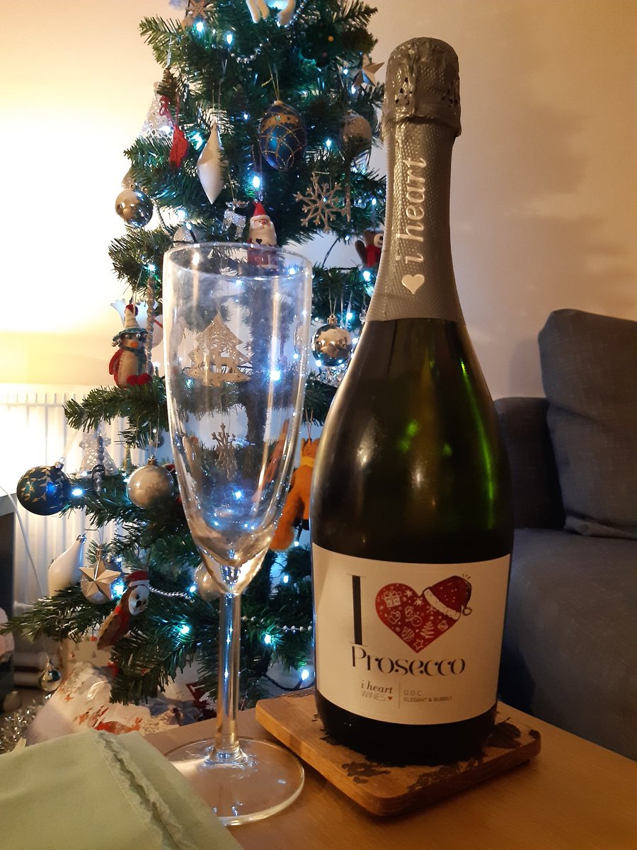 Becca Watson (@becca_j_watson) on Twitter photo So happy to have passed my PhD viva today! 🙂 Thanks to <a href="/barneydunn75/">Barney Dunn</a> and Fiona Knott and to everyone who helped and supported me along the way!! 🥰 So happy to have passed my PhD viva today! 🙂 Thanks to <a href="/barneydunn75/">Barney Dunn</a> and Fiona Knott and to everyone who helped and supported me along the way!! 🥰