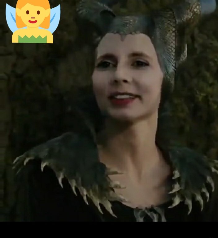StellaEsm's tweet photo. Writing... 💻
The magic first is created with #words... that become a #dialogue that become a #scene that become a #PLAY... 
"-Oh come on that's funny..." https://t.co/Ag6spRFD80
