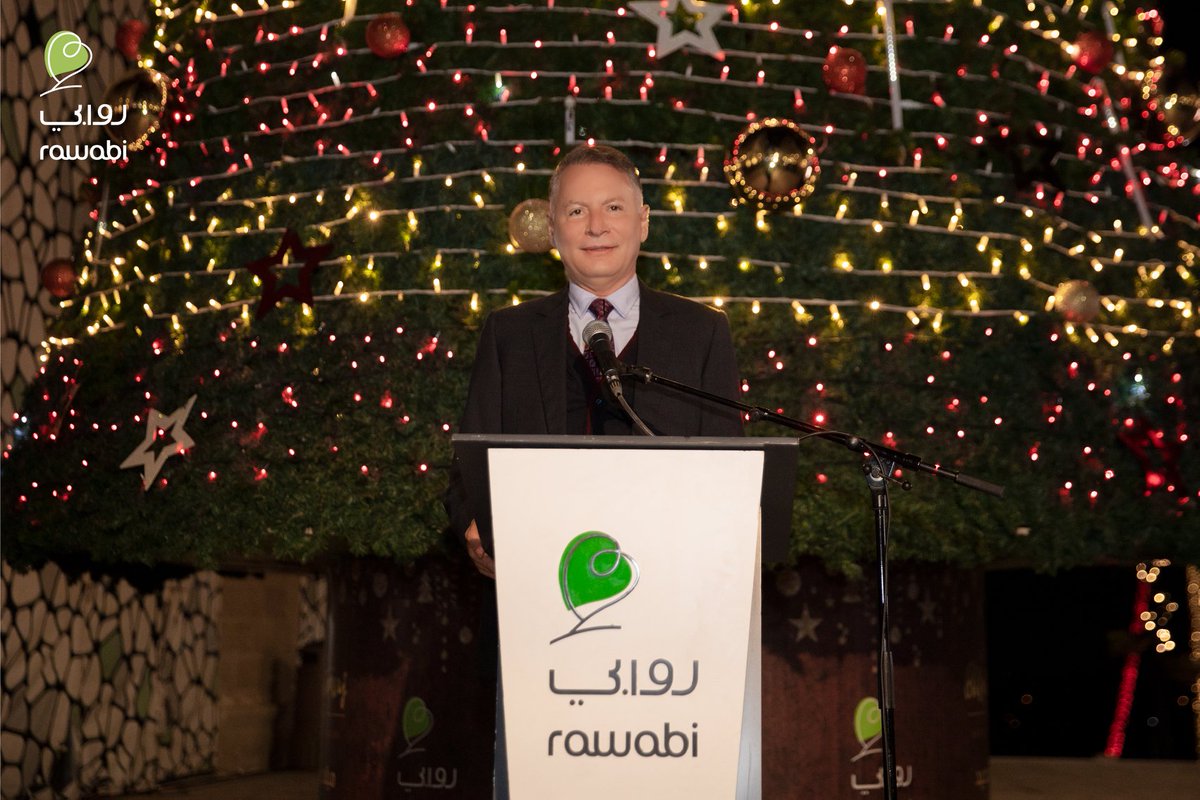 إضاءة شجرة #عيد_الميلاد_المجيد في مدينة #روابي

ميلاد مجيد من #روابي إلى كل العالم ❤️