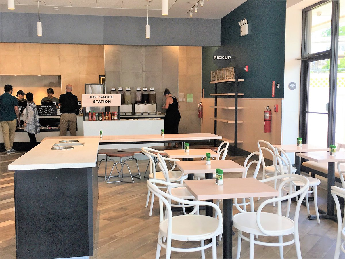 "An inside look at our work for CHOP'T Salad Creative Co. in New Rochelle, NY.
.
.
.
#BuiltbyKINGS #KINGS #KingsCapitalConstruction #Westchester #Construction #SiteWork #SiteDevelopment #Development #RealEstate #CommercialConstruction #HardHatLife #BestofWestchester #NewRochelle"