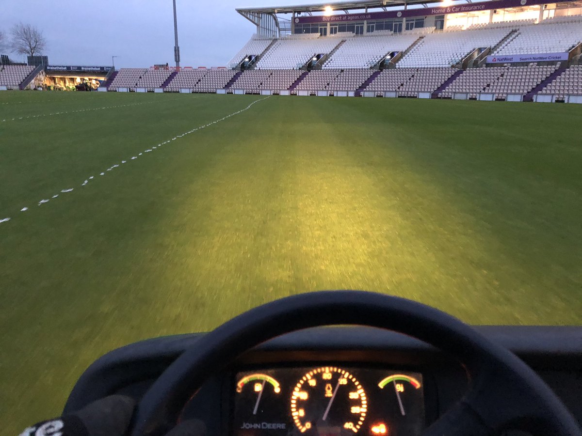 tomcowley17's tweet photo. Verti draining finished this afternoon then spraying the @SASGaia drainage products #sulphur #seaweed #liquido2 #hydrate before the rain hits later tonight #hampshire #ageasbowl #makingimprovements https://t.co/TzdQ7K8VRG