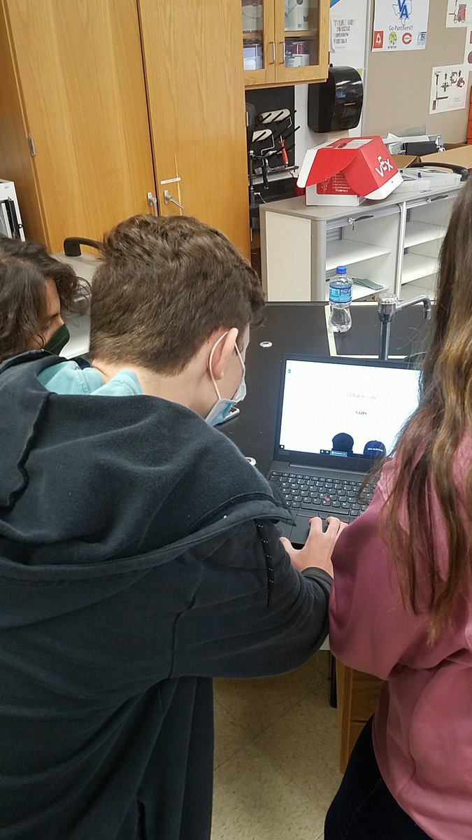 varcpanthers's tweet photo. The sophomores are designing the merch! https://t.co/WqpmYW9Vru