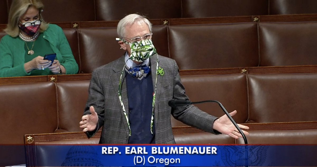 BREAKING: The House of Representatives just passed a bill to expand marijuana research—including by forcing DEA to register more growers &amp; letting scientists study cannabis that consumers buy from state-legal dispensaries.

It was approved on a voice vote

marijuanamoment.net/house-approves…