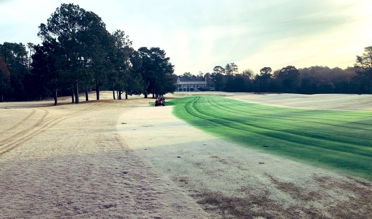 AustinGrimshaw's tweet image. A nice frosty Carolina morning for some @SimplotTurf Lumen Lux and Phase testing.  Thanks to @nprice23 and @jimyoung2018 for the opportunity.  We are testing multiple rates(3-5gal/A),carrier volume, and nozzle types for an effective application. #LumenLife #ColorPack