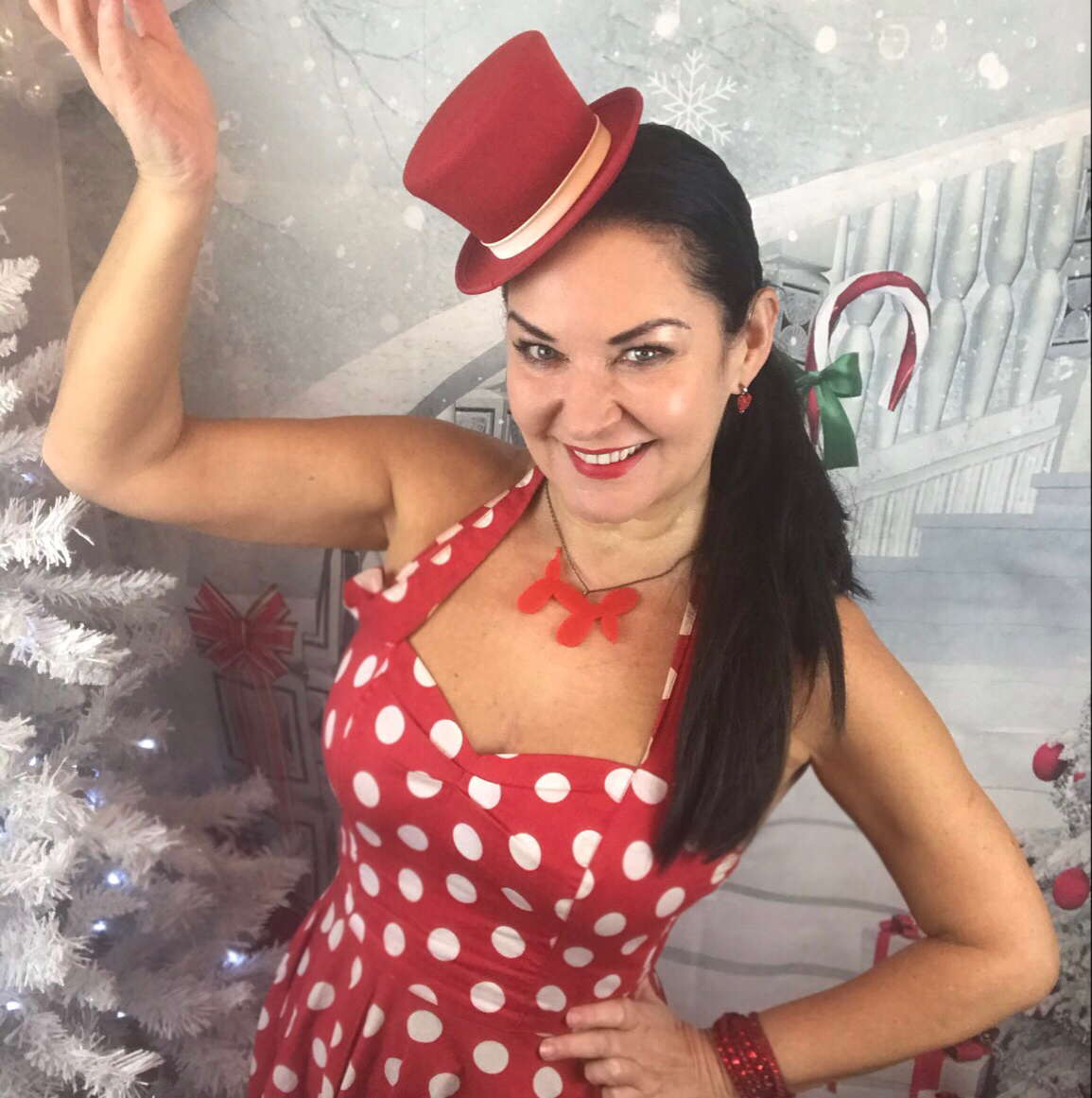 MsBallooniverse's tweet photo. All ready for my lovely corporate event. Itβs huge and on a new platform for me, Webex #VirtualCorporateEvents #VirtualChristmasParties #eventprofs https://t.co/xeckRqVHO8