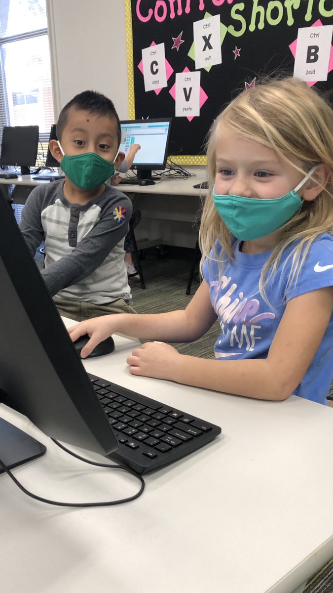 EdTechwithLewis's tweet photo. #HourOfCode2020 #GreatnessAtSK #SuccessCSISD #LoveTeachingCoding #SmileThroughMask #LoveMyStudents https://t.co/ZcstRlU5gQ