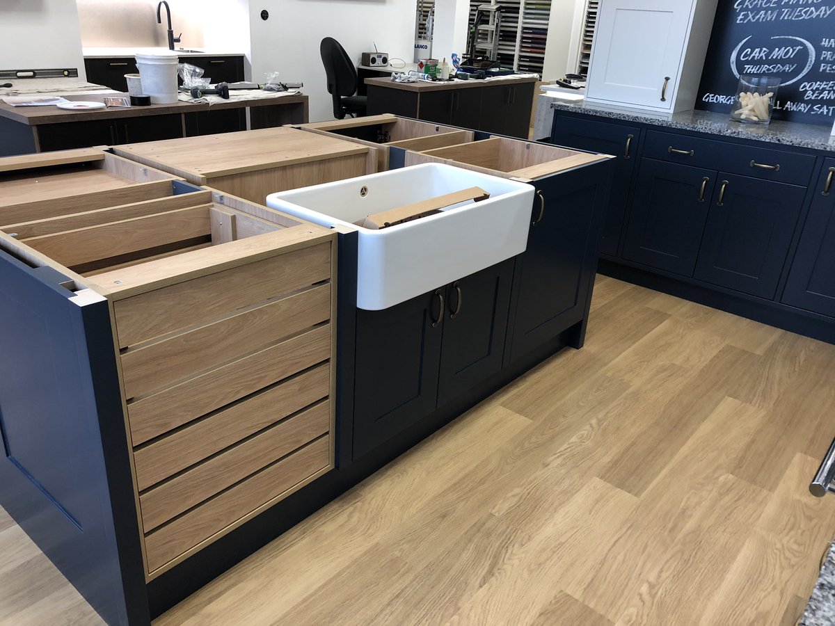 Some great photos of new <a href="/Masterclasskitc/">Masterclass Kitchens</a> displays going in at <a href="/Now_Kitchens/">Now Kitchens</a>. Just finishing touches to go. #masterclassmoments #helston #Cornwall #kitchens
