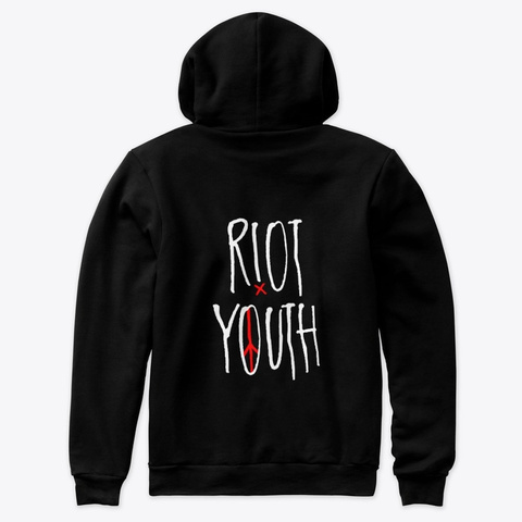 riotyouthco's tweet photo. Riot Youth is a new clothing company hitting the scene. We are looking to dress those that are a part of the skater, punk, and those that are literally scene kids with our merch. We have our Hand Grenade collection out right now so go shop! https://t.co/P62qP0WEpn #SmallBusiness https://t.co/u4dRf3VKta
