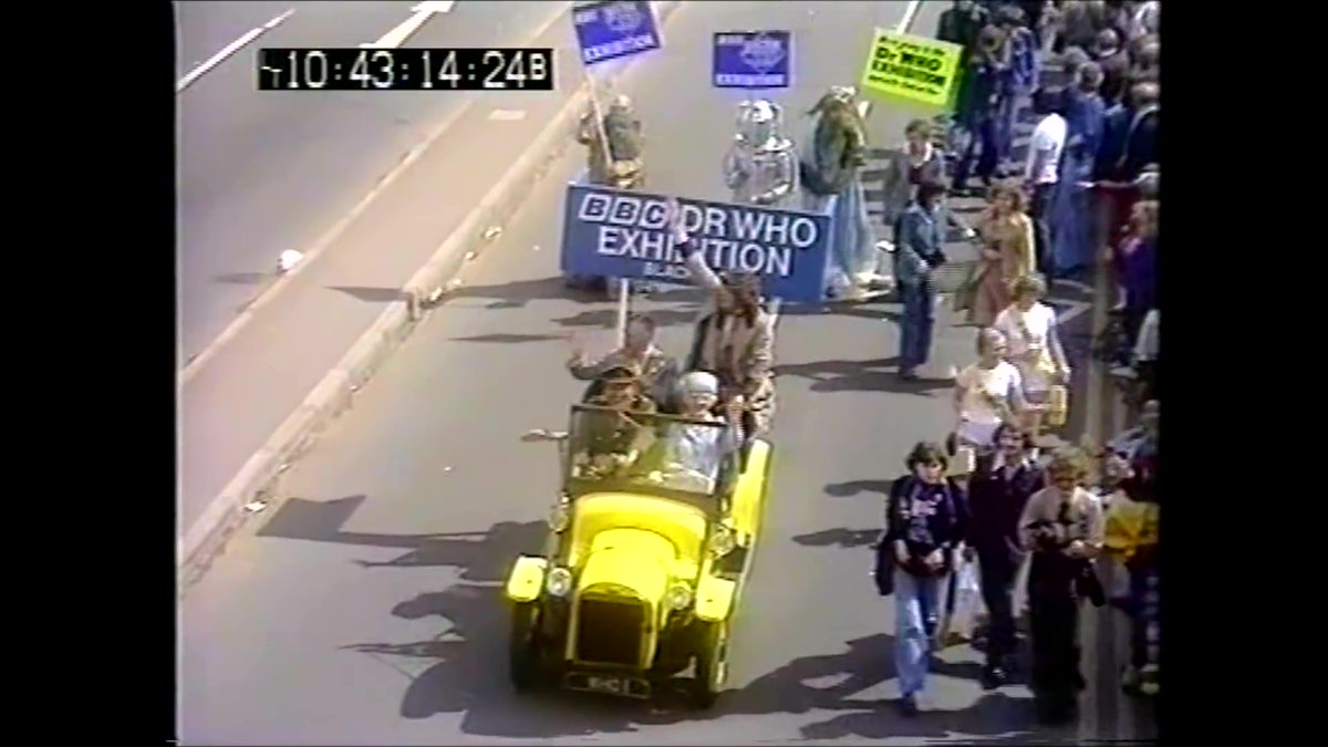 Earlier today Tom was in the carnival, behind Miss World.Isn't that the Miss World who married Bruce Forsyth?!