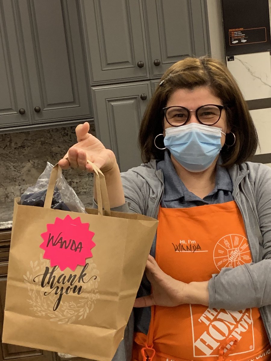 Michelle Collins tweet media