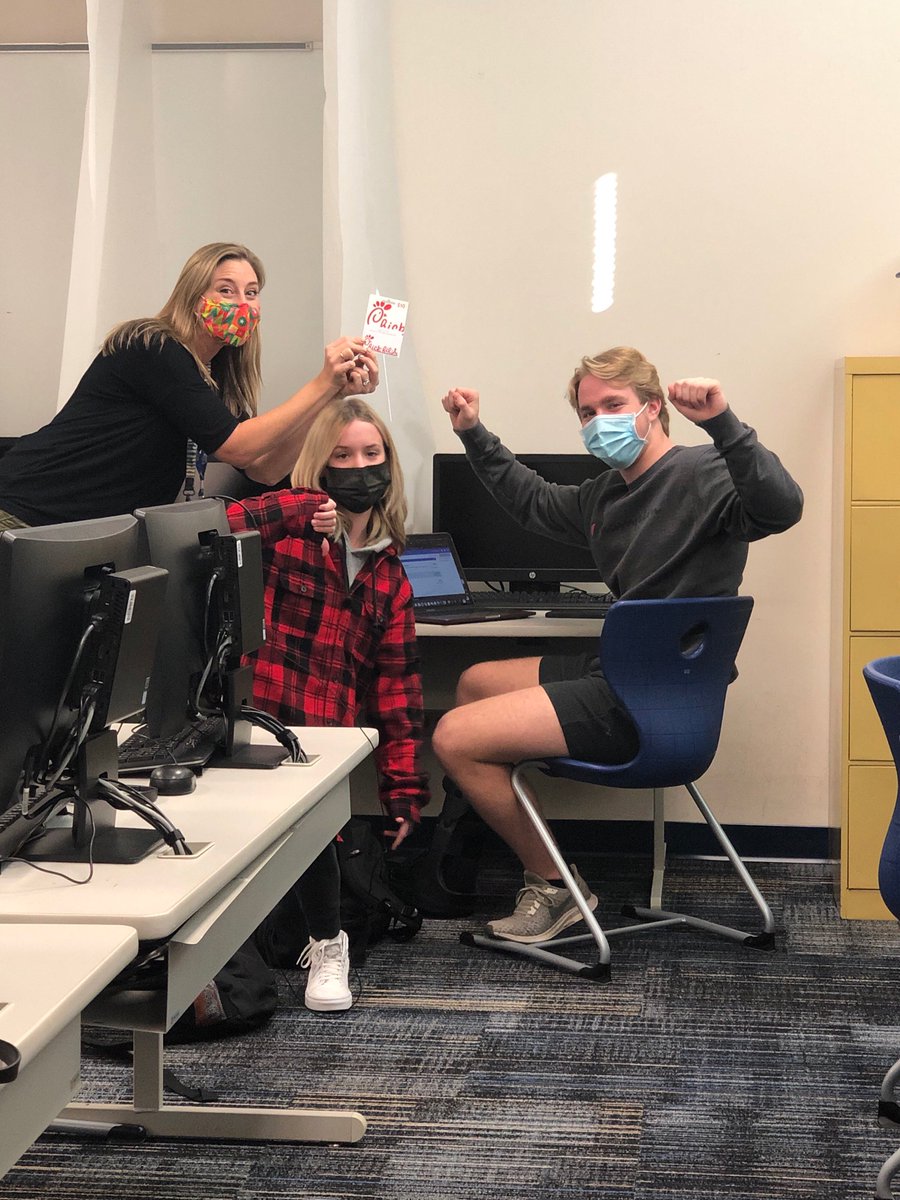 LoebMrs's tweet photo. We love competitions at FHS and students love to race to the finish. Over 100 completions at FHS and more every day! Wohoo! 
@friscocc @FHSRaccoons @FriscoRAIL https://t.co/6UCtq5dsP8