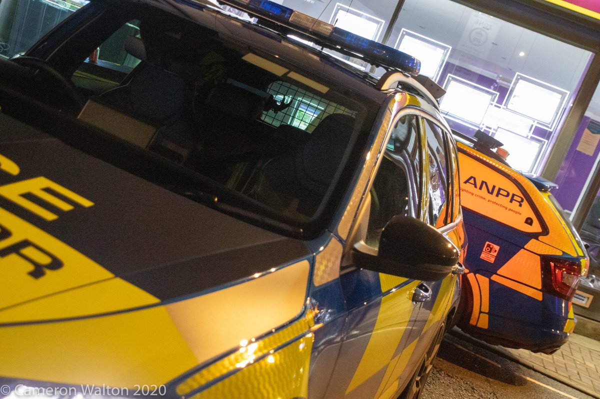 bluelightproduk's tweet image. So I come home for a few days and this happens on my doorstep never a dull moment in #Kettering #northants #interceptors #stabbing