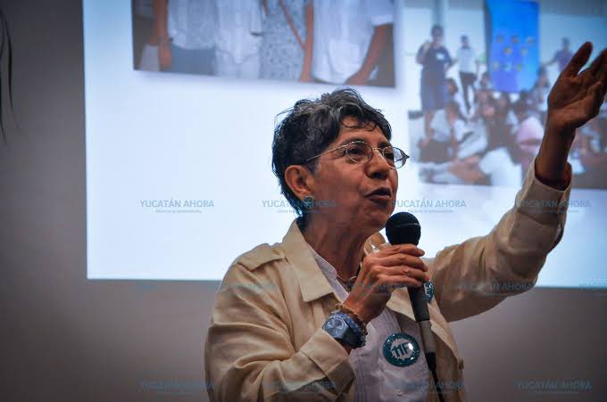 Hoy la Dra. Dalila Aldana Aranda, integrante del Depto. de Recursos del Mar del <a href="/CINVESTAV/">Cinvestav</a> Unidad Mérida, ha sido reconocida con la Distinción Caballero de la Legión de Honor, la más importante distinción que otorga Francia 🇫🇷 .
