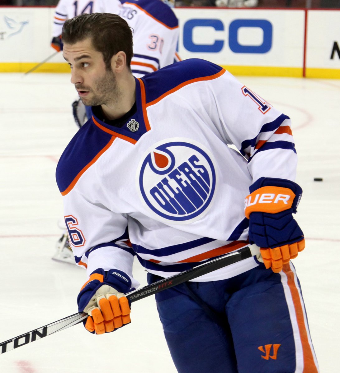 RTZONE_94's tweet photo. @NHL @teddypurcell16 @Friday_Beers The only glue guy worth talking about https://t.co/pdbc6nk01C