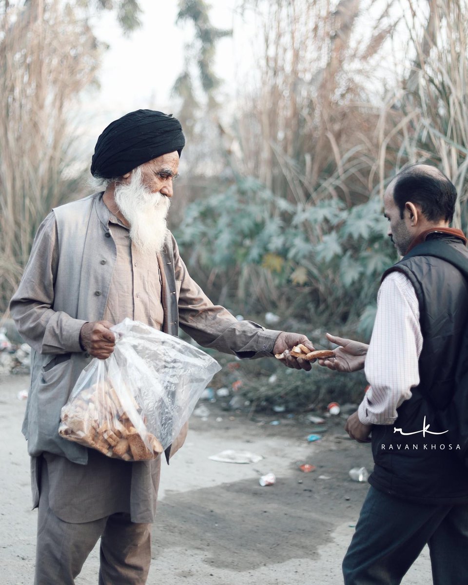 kiranji81067105's tweet photo. ਜਿੰਨੀ ਜਿੰਨੀ ਵੈਰੀ ਅੱਤ ਚੁੱਕਣੀ, ਓਨਾ ਓਨਾ ਸਿਦਕਾਂ ਨੇ ਪੱਕਣਾ #SupportFarmersProtest2020 #supportfarmersinindia https://t.co/WinxVR9kJV