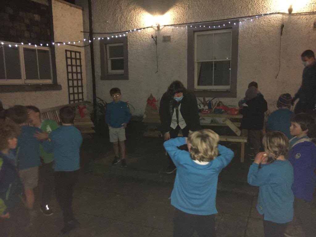 I had a fantastic visit to 1st Aberlady Beavers on Monday night to invest 11 Beavers and say goodbye to 3 who swam up to Cubs !! 
Congratulations everyone!!@scoutsEL