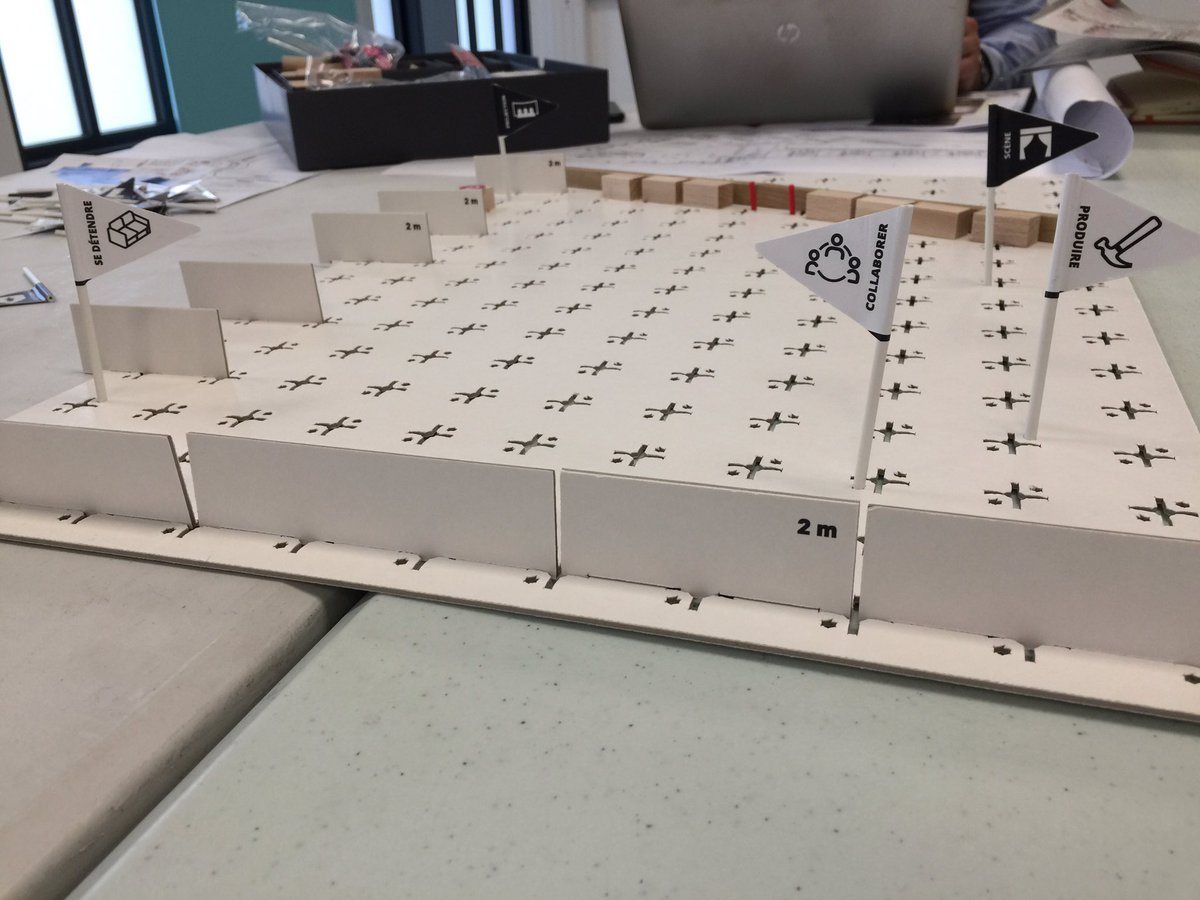 MaLouPro's tweet image. #CapLab Designer l’espace bibliothèque d’une nouvelle école @VilleDeClamart : Un partenariat ville/Educ nationale et architecte : utile, pertinent et constructif. #archiclasse #archilab @Edu_Num @chcaron80