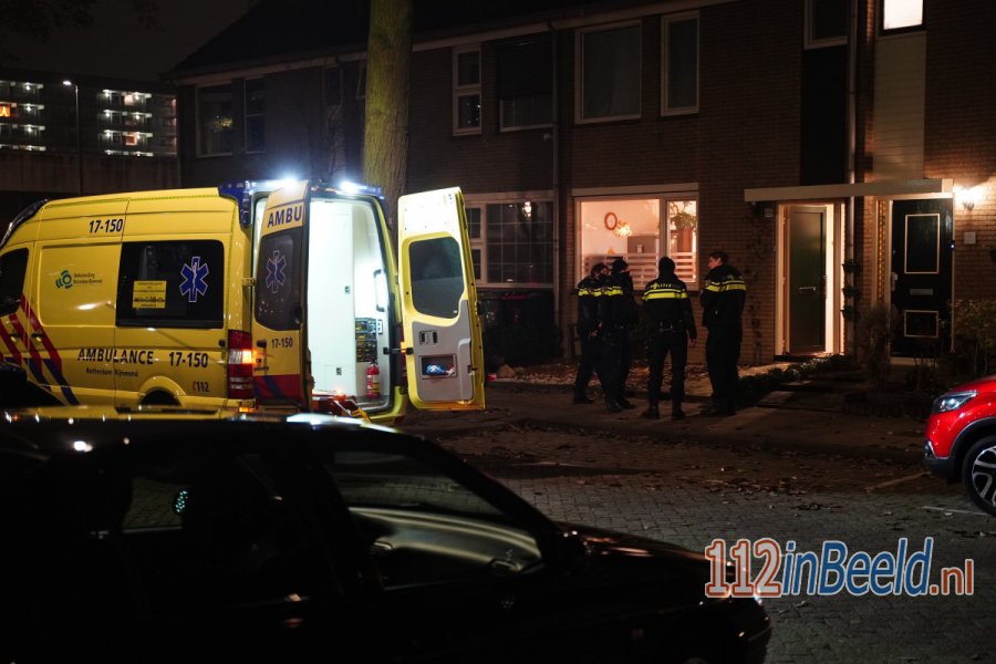 Gewonde bij steekpartij op de Rutherfordweg in #Rotterdam. 112 in Beeld.