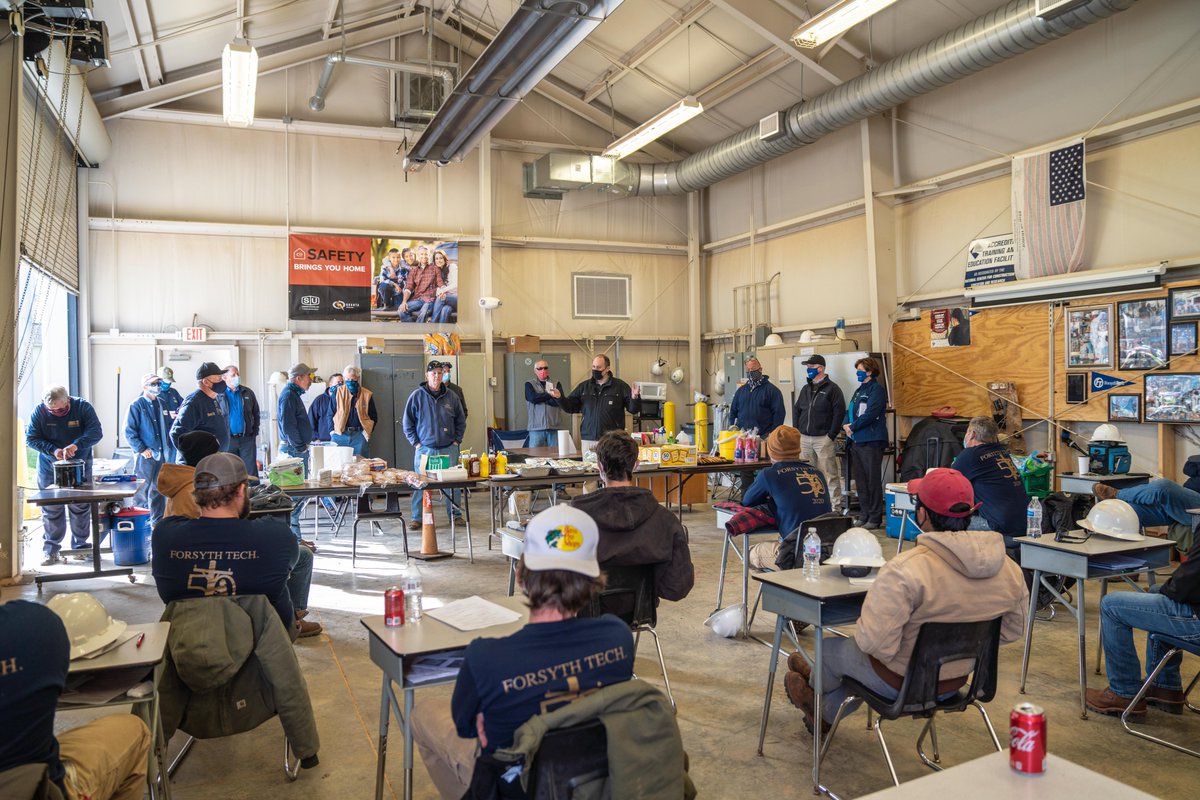 ForsythTechCC's tweet photo. Today we celebrated the 50th Graduation of Electrical Lineworkers at Forsyth Tech! Congratulations to these incredible students as they go on into their careers as electrical lineworkers. #ForsythTechStrong #APlaceOfPromise https://t.co/paqDmBHJUj