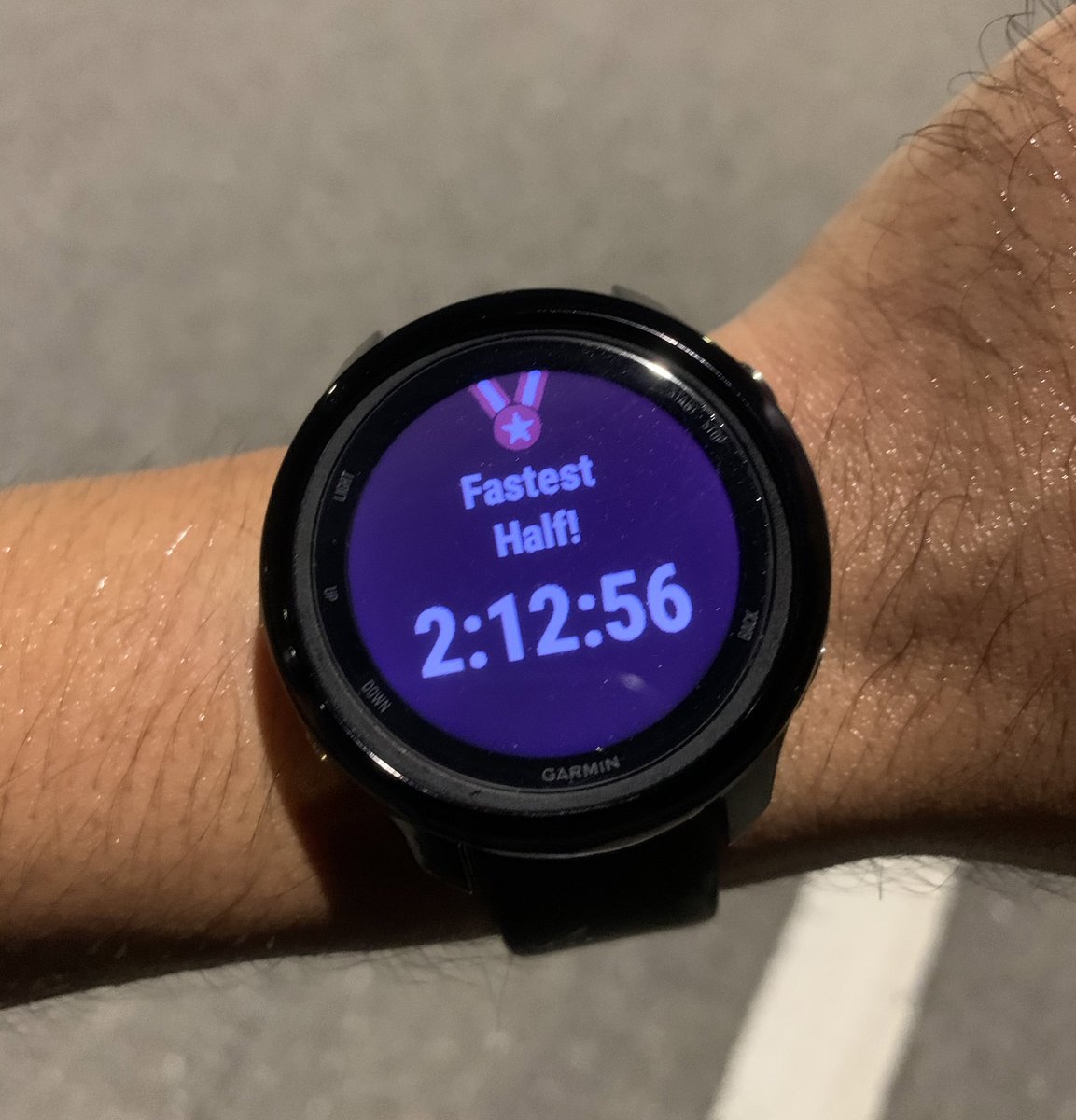 FuzDwarf's tweet photo. Alhamdulillah unplanned aka unofficial 🙊 PB aka untuk HM pagi ni (sub 2:15 ✅)
Berjaya shave off 5 minit dari previous timing
Tq geng Jemaah Foxrunners Semenyih (J-Fors) utk session pg ni 😁 
#beatyesterday #unofficialPB https://t.co/6TjK8zoQby