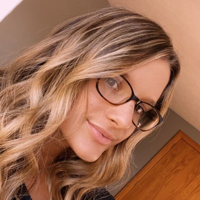 erinweaver33's tweet photo. #NewProfilePic https://t.co/0XpnvcIekm