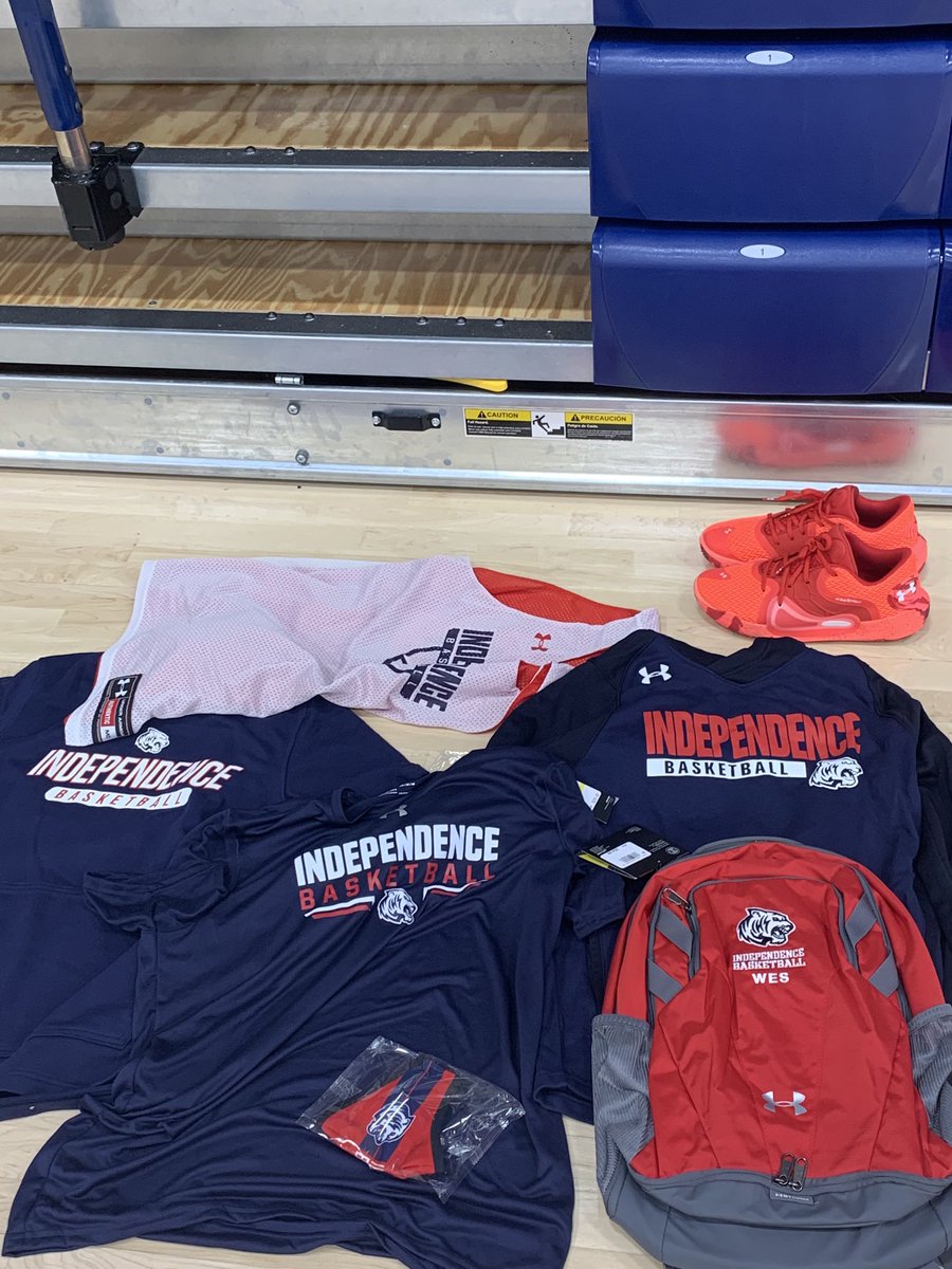 CoachStitzel's tweet photo. Thank you ⁦@UAbasketball⁩ for the great gear for Independence HS basketball.  Going to be a special season for Indy.  Fingers crossed on the governors press conference tomorrow.  #underarmour #3acontendours #indybasketball https://t.co/pRXd8yksIG