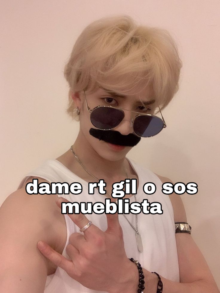 iCB97s's tweet photo. HOLA! otra vez jaja era @iCHANZONE y twt, me dio la s word, busco a mis mutuals, así q den rt y gracias de antemano :-( https://t.co/ZhAHvlzGjW