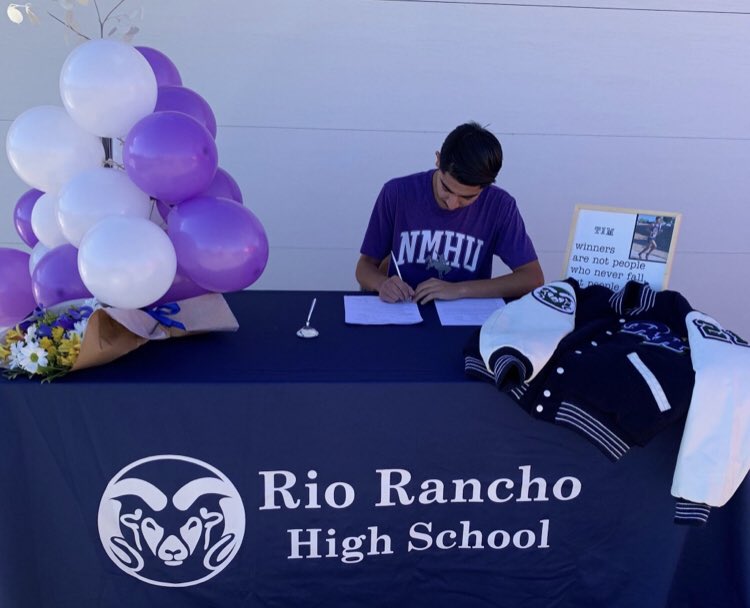 Rio Rancho XC/T&F (@rioranchoxctf) on Twitter photo Congratulations to Tim Martinez!! Today he signed his National Letter of Intent to run Cross Country for <a href="/NMHU_Athletics/">NMHU Athletics</a> Congratulations to Tim Martinez!! Today he signed his National Letter of Intent to run Cross Country for <a href="/NMHU_Athletics/">NMHU Athletics</a>