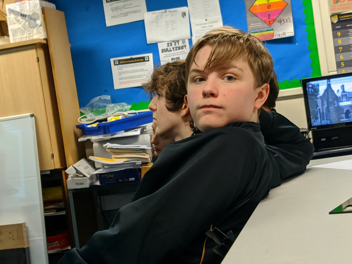 Great session tonight! Our team lead created a 3D printed launcher prototype that didn't work, so we threw out the gearbox. Alongside that, veteran team member Keanu inspired the team by showcasing other robots' designs, including <a href="/cannedunicorn1/">cannedunicornheat</a>'s robot! #morethanrobotsuk #ftcuk