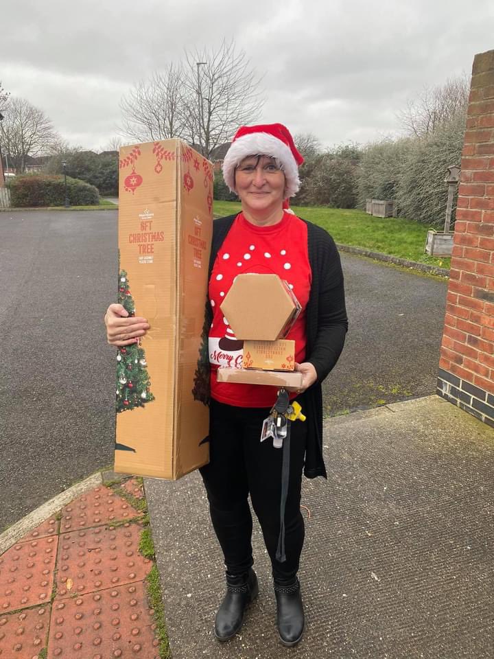 _N_F_M_A_'s tweet photo. A big thank you to Kerry Mclean and Morpeth Morrisons for the recent donations. The Christmas tree, lights and decorations were donated to the Northumberland Domestic Abuse Centre. The food donations will provide food hampers to local foodbanks.#supportinglocalcommunties https://t.co/GJ0qAPiKoM
