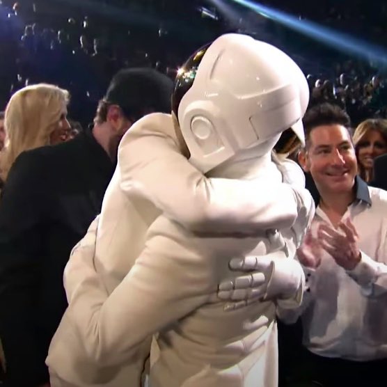 the mandalorian as daft punk: a thread