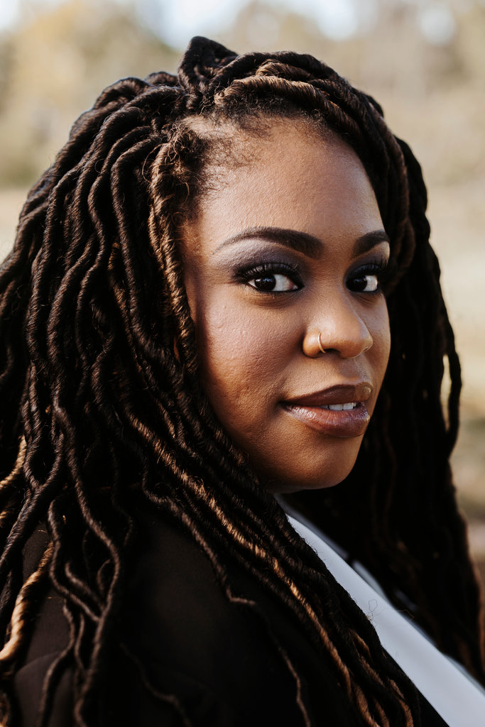 It’s Woman of the Week Wednesday! This week we are recognizing Angie Thomas, who is a Number 1 New York Times’ Bestselling author of “The Hate U Give”. Check our our post about her over on our Instagram!
instagram.com/p/CImAYQdFk2n/