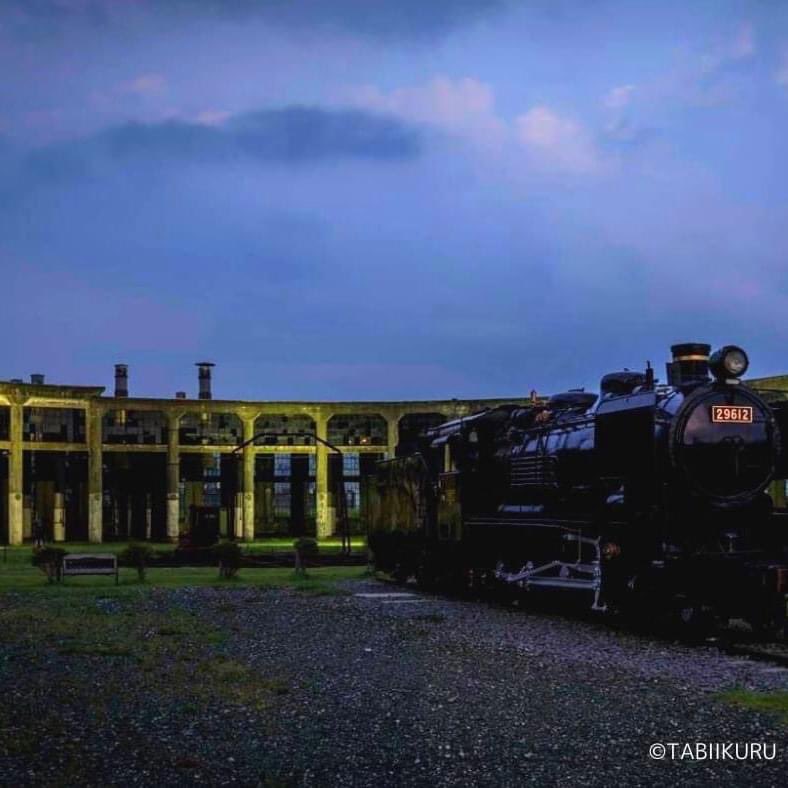 The steam locomotive and the train depot at Kusu, Oita. This depot has a beautiful shape of fan. You will learn the Japanese modern culture industry there.
#kusu #oita #steamlocomotive #japanrailways #traindepot #japanhistory #japanesehistory  #kyusyu #tabikuru #tabikurujapan