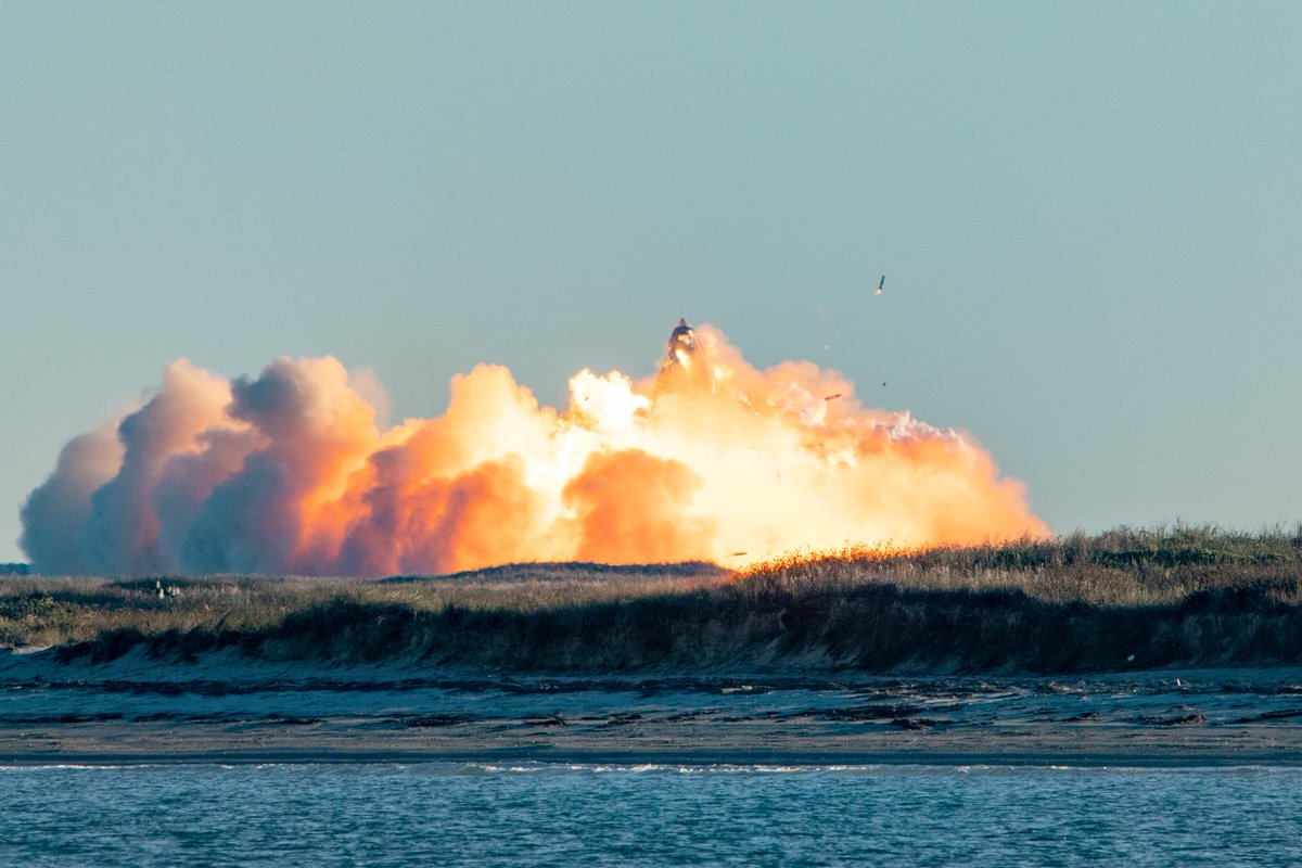 thejackbeyer's tweet image. Starship SN8 has a hard landing. So close! Note the COPVs flying through the air.