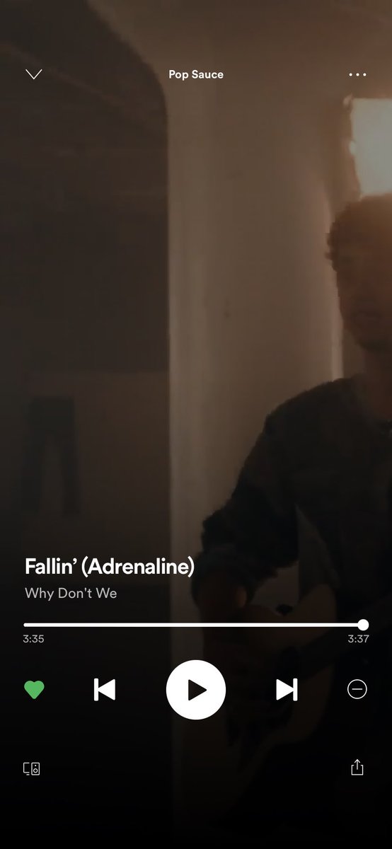 dontsmilesav's tweet photo. a great day to stream FALLIN and lotus inn 🥰 #streamlotusinn #streamfallin @JonahMarais @SeaveyDaniel @jackaverymusic @ImZachHerron @corbynbesson https://t.co/YS6sqBiGVx