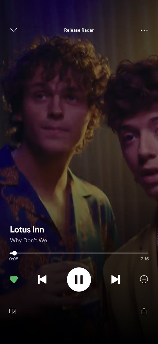 dontsmilesav's tweet photo. a great day to stream FALLIN and lotus inn 🥰 #streamlotusinn #streamfallin @JonahMarais @SeaveyDaniel @jackaverymusic @ImZachHerron @corbynbesson https://t.co/YS6sqBiGVx