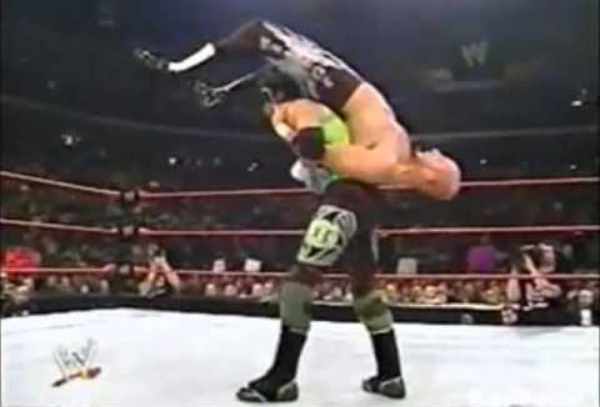 AmySerenity's tweet photo. @ShaneHelmsCom All of your signature moves are pretty painful #TheHurricane #aew #AEWDynamite #ShaneHelmsCom https://t.co/PISQn0IuxF