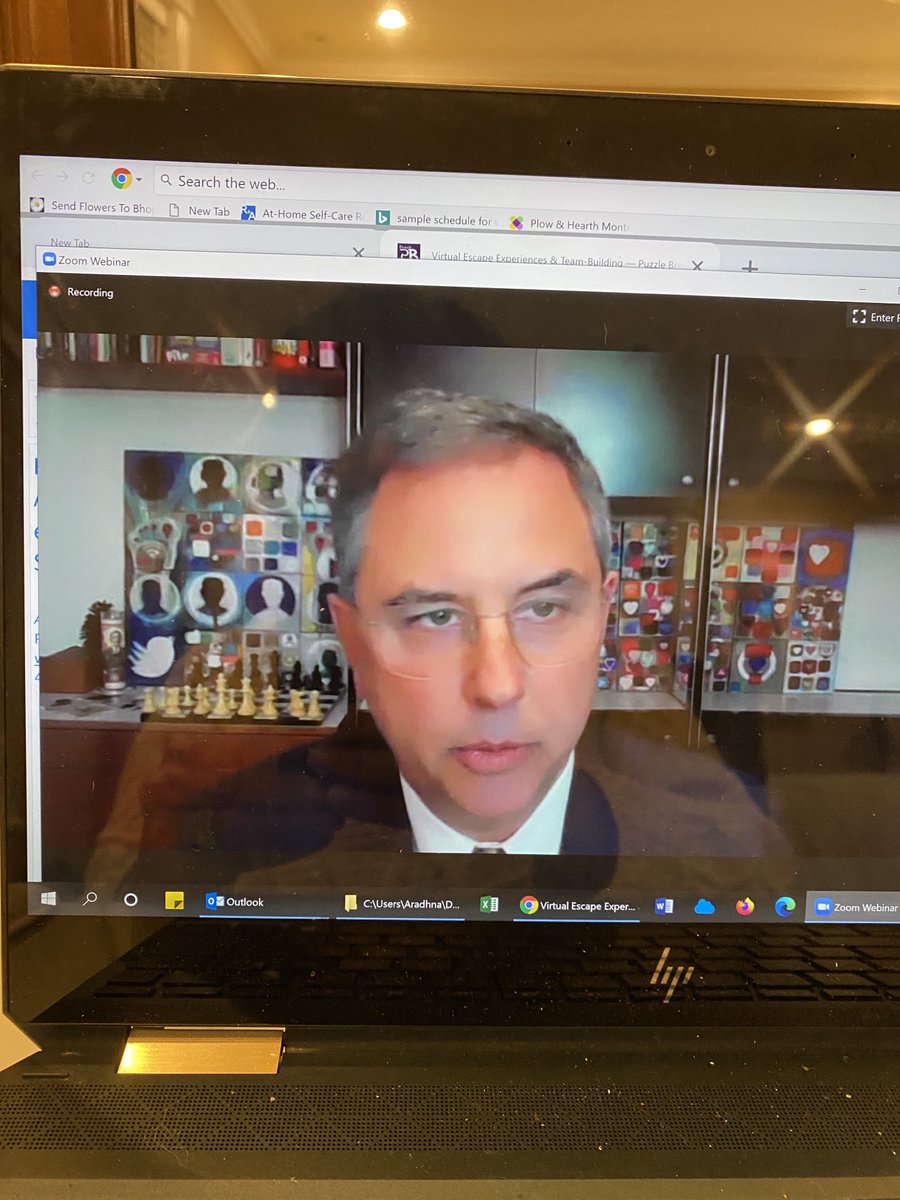 ⁦<a href="/PittTweet/">University of Pittsburgh</a>⁩ IOP Moe Coleman awarded posthumously, to ⁦<a href="/LeadershipPgh/">Leadership Pgh Inc.</a>⁩ graduate &amp; Board Chair, the fabulous Linda Dickerson - being accepted on her family’s behalf by another LP alum, Steve Irwin <a href="/LeechTishman/">Leech Tishman</a>