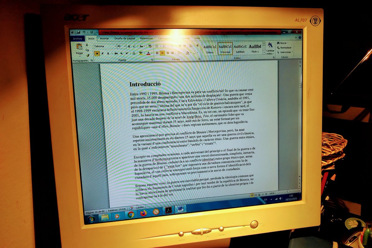 joansalicru's tweet image. Doncs ja està. Després desenes de nits i matinades dels darrers 6, 7 o 8 anys -ni ho recordo- acabo d'entregar al meu editor el manuscrit del meu llibre '#Bòsnia, la guerra que no ens van explicar'. És la sisena i darrera acció relacionada amb aquest país que us anuncio. Bona nit