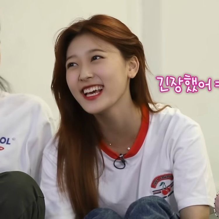 choerry pics that radiate girlfriend material — a thread