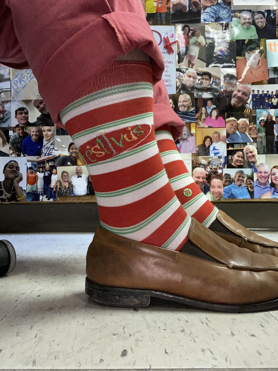 bulldawg1987's tweet photo. A little Seinfeld Christmas #sockgame by @stance #sockfamily #sockittome #theuncommonthread https://t.co/WJh2UiQ94O