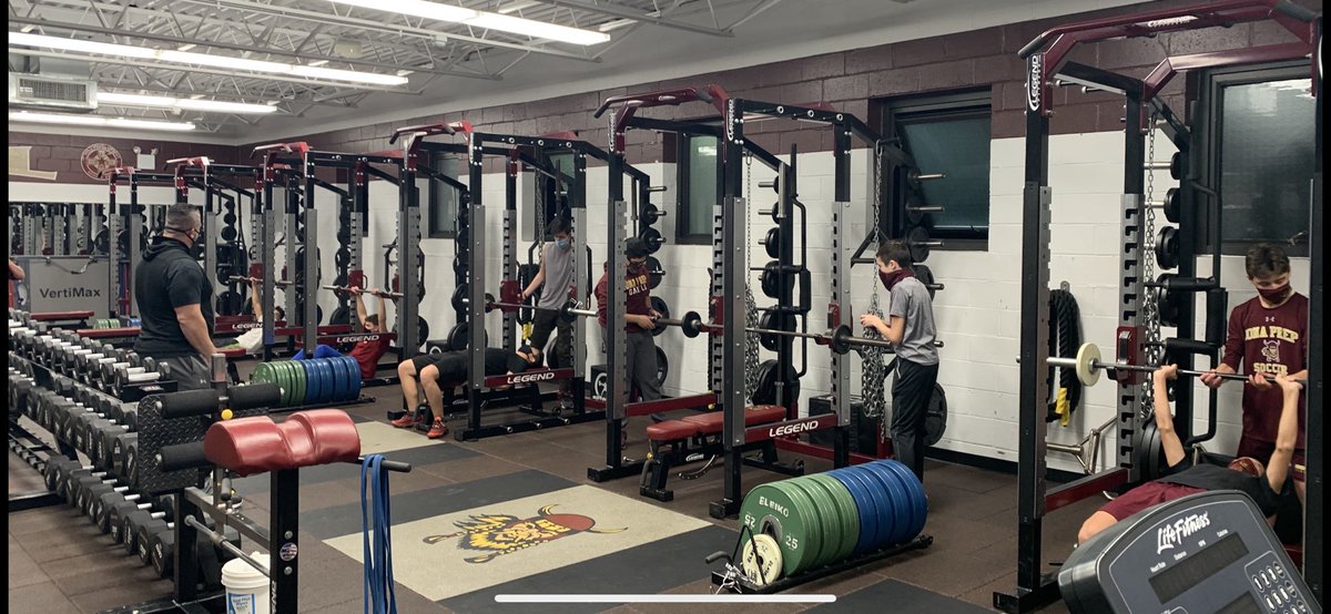 IonaPrepVBall's tweet photo. Great #day1 in @GaelsLift with @vinnysullivan77!! Great to have a mostly young group of prospective student athletes - the next generation getting started the right way. @CHSAAVolleybal1 @FirstPointVB @DustinWatten @ionaprepsports #GoIPGaels #noezybuckeys #volleyon https://t.co/lQUwE5ZCQT