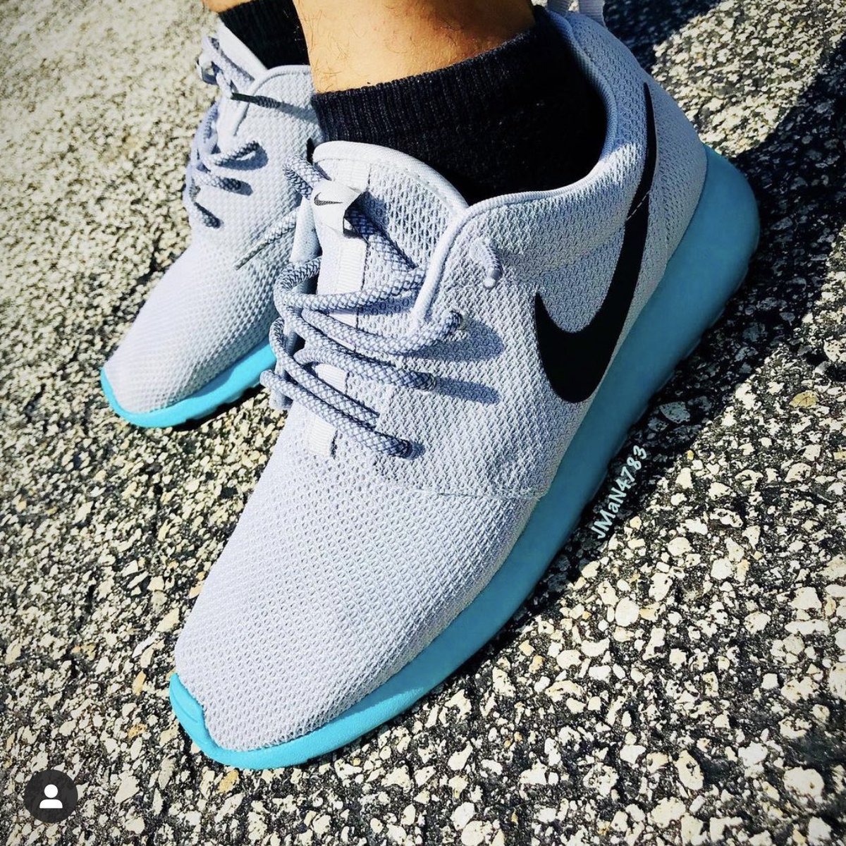 Stealth783's tweet photo. #KoTD #Calypso #VintageKicks #YourSneakersAreDope #RosheRun #WDYWT #TodaysKicks #Nike #Roshe #GOAT #KicksOfTheDay #PositiveVibes #TeamRoshe #LaceLab #ChristmasCountdown #LaceSwap https://t.co/J7WfCtrnSc