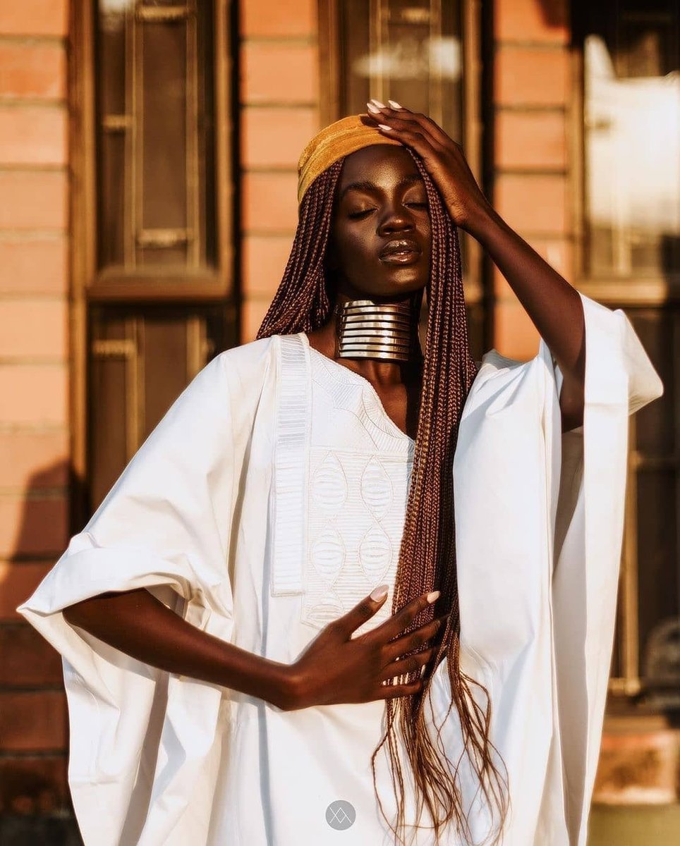 Be your own kind of Beautiful💖
.
Muse ria_shosanya 
Styling, Creative direction and Photography by thelexash
.
.
.
.
.
.
.
.
#childrenofthedarkcontinent #lexash #art #Lagos #lagosphotographer #torontophotographer #londonphotographer #newyorkphotographer #fashion #fashionphotog