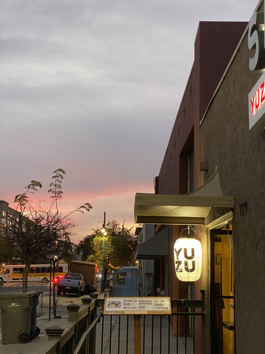 Beautiful Sunset today!!

-Our business hours
Tue-Fri   5:00pm to 8:00pm
Sat          11:30am to 2:00pm /
                5:00pm to 8:00pm
Sun         11:30am to 2:00pm 

-
#yuzuramenca #beautiful #sunset #togo #COVID19